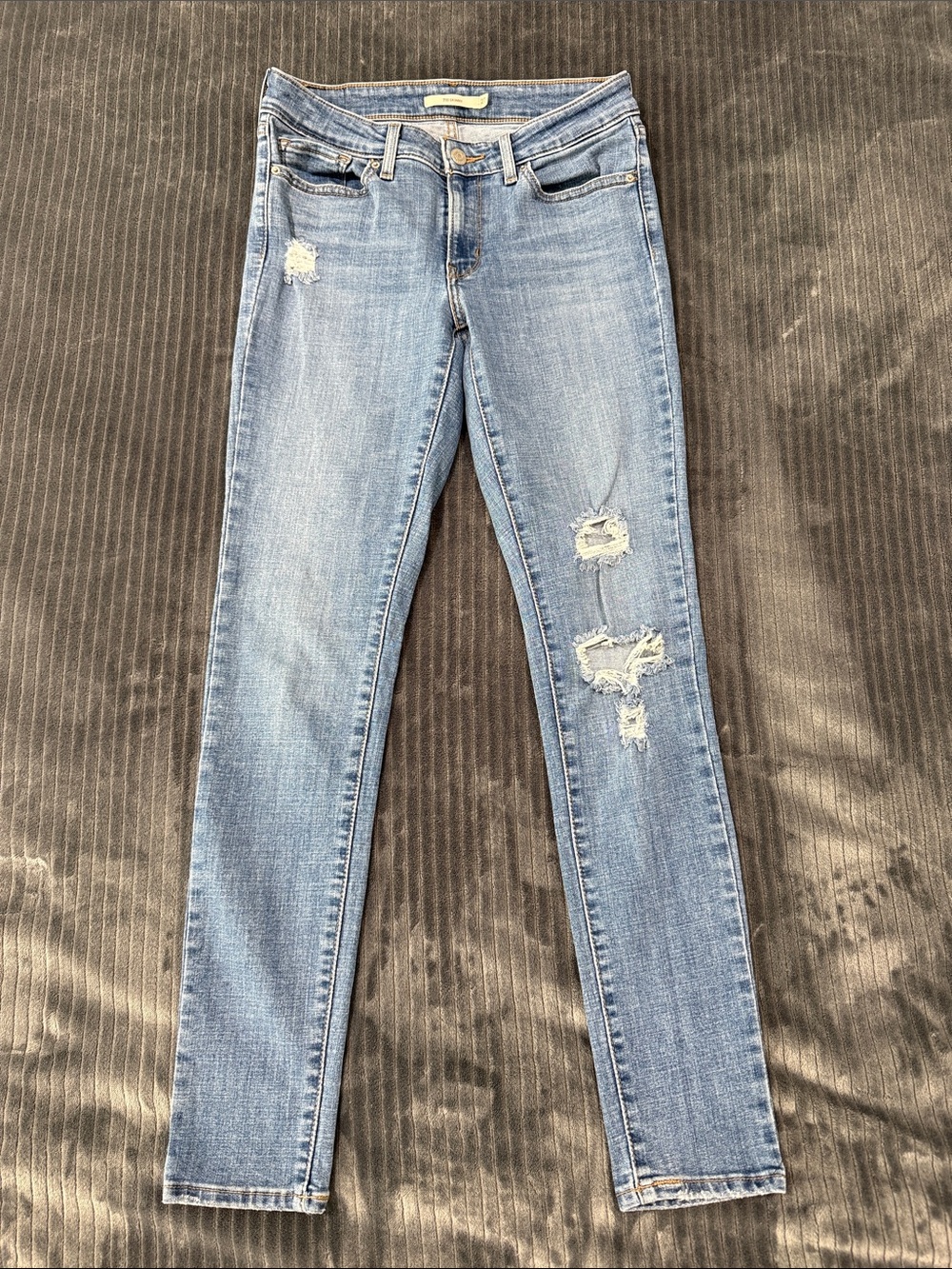 Levi's 711 Skinny Jeans